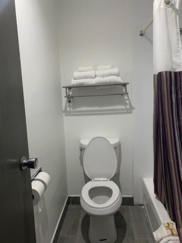 Hotel La Quinta And By Wyndham Cincinnati North 3*