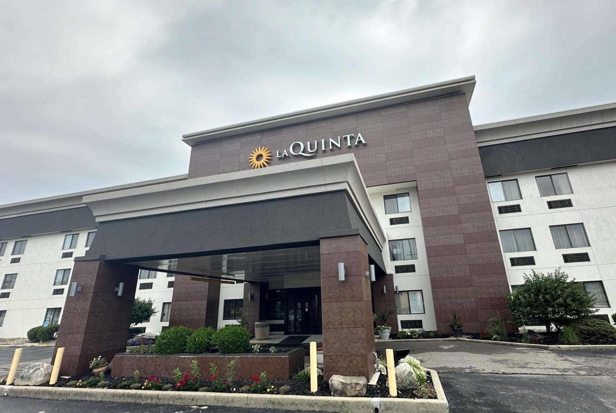 La Quinta And By Wyndham Cincinnati North Hotel Springdale